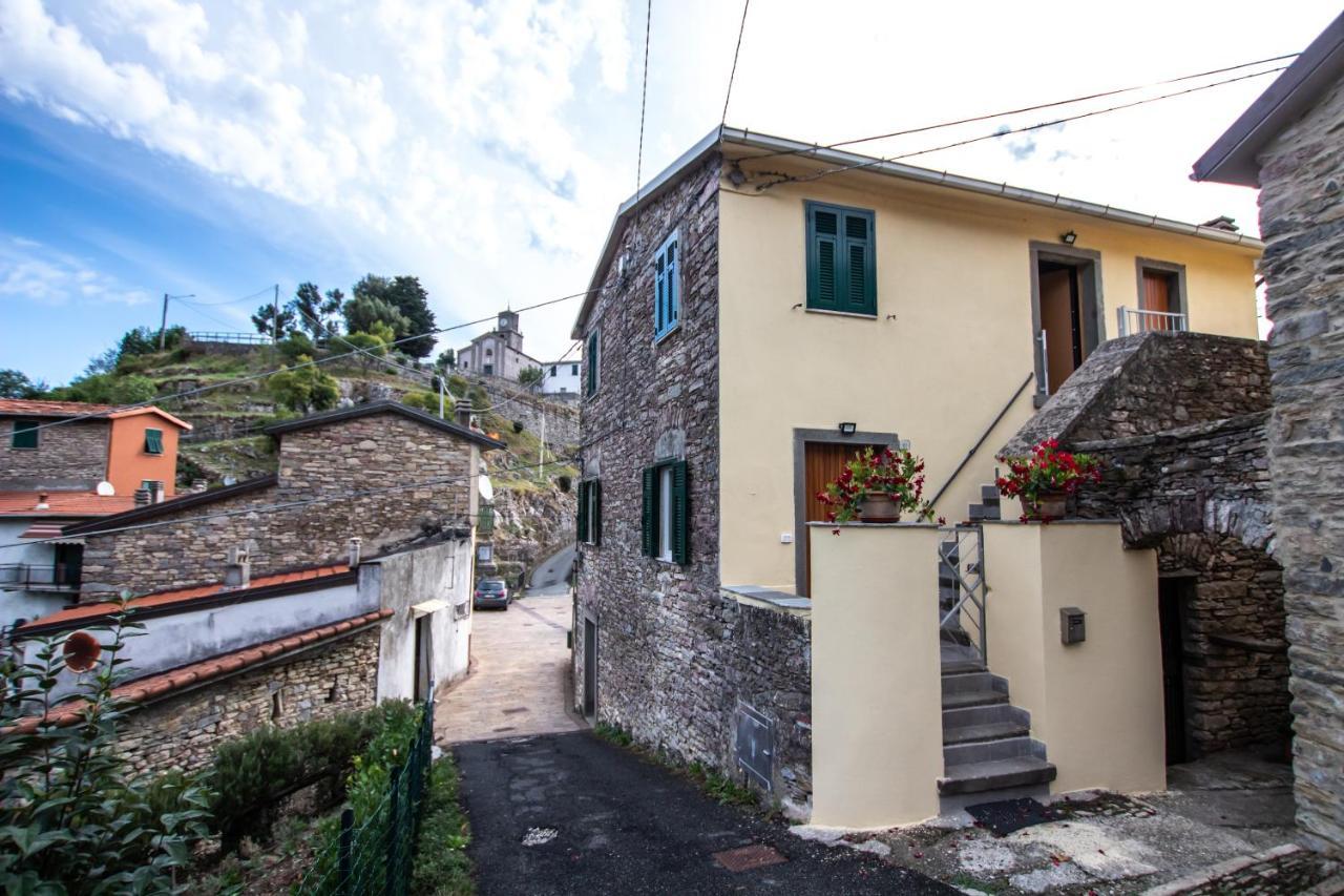 Near - Cinque Terre Holiday Apartment Riccò del Golfo di Spezia Dış mekan fotoğraf